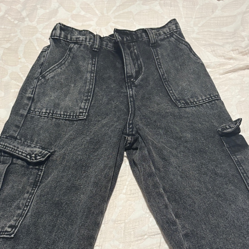 SHEIN Kids Black Cargo Pants